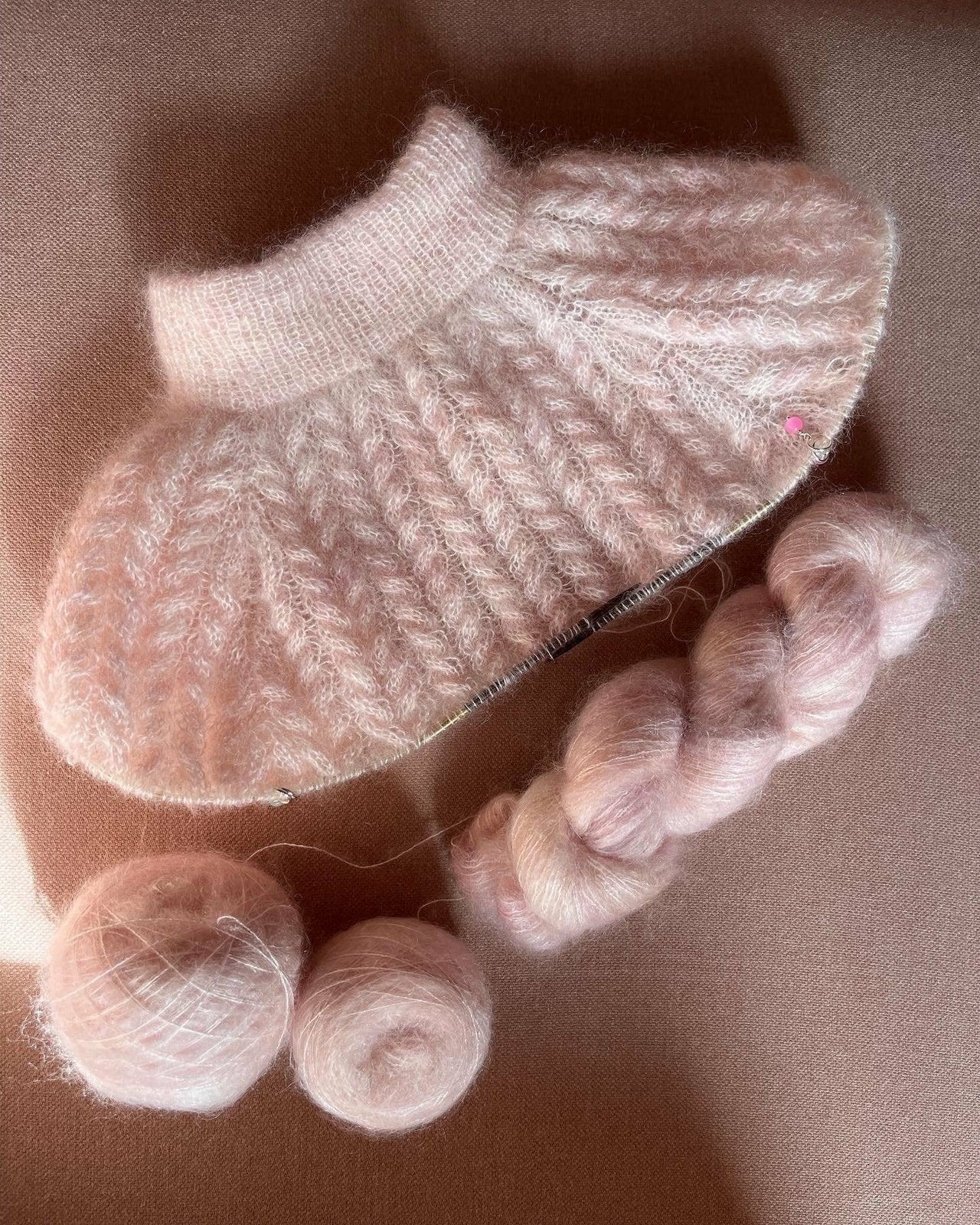 Twist and Shout Tee strikkekit - Popknit