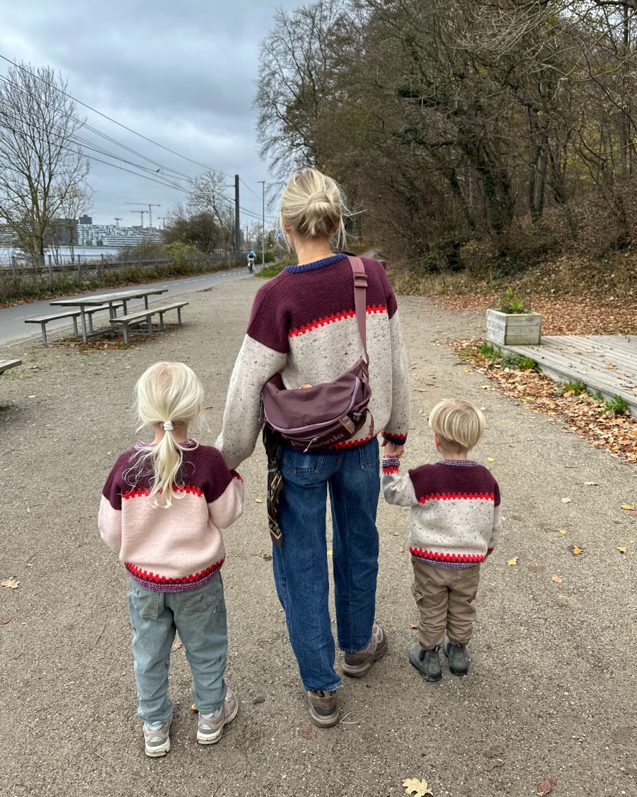 Cross sweater Junior - Petiteknit - Opskrift