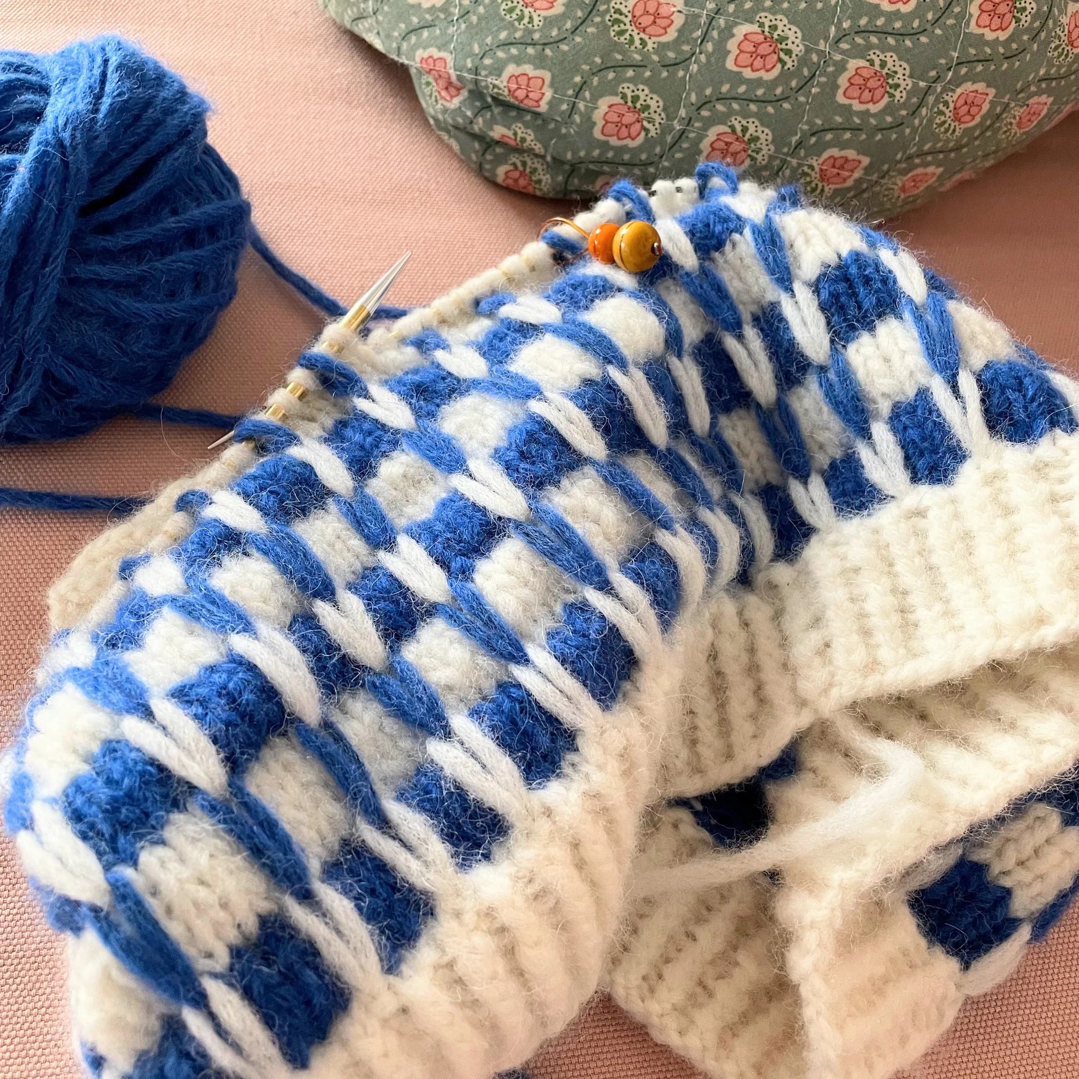Skakmat sweater Strikkekit - Skabagtig