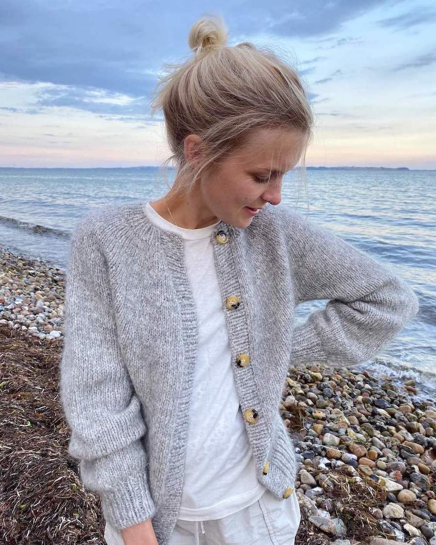 Novice cardigan Strikkekit - Petiteknit