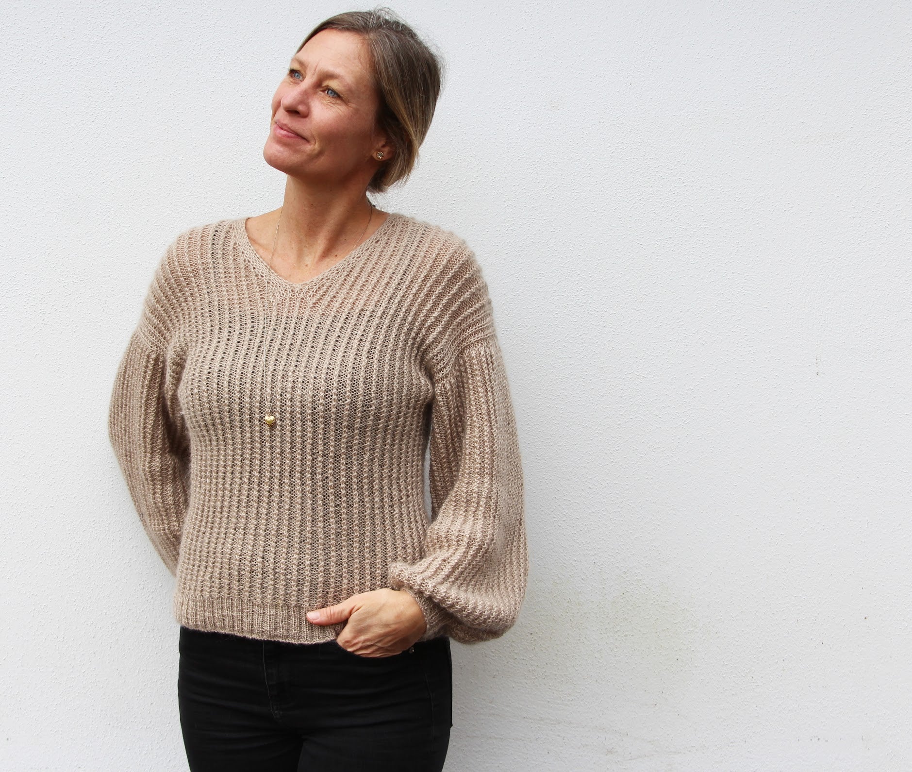 No. 23 VesterbyCrea - Slipover & Sweater i én opskrift
