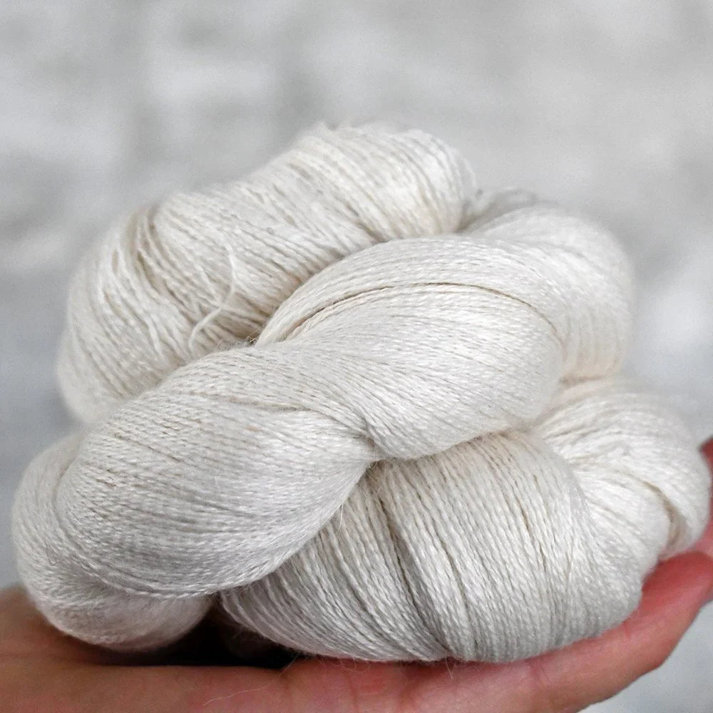 Lace garn: 800 m pr. 100 g