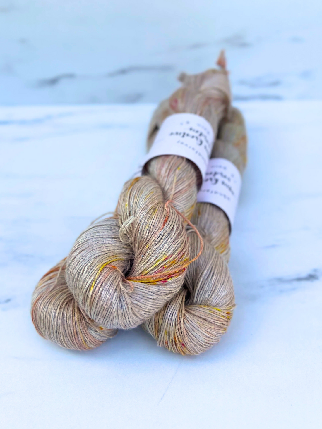 Håndfarvet Vegan Blend | Natur/Gul