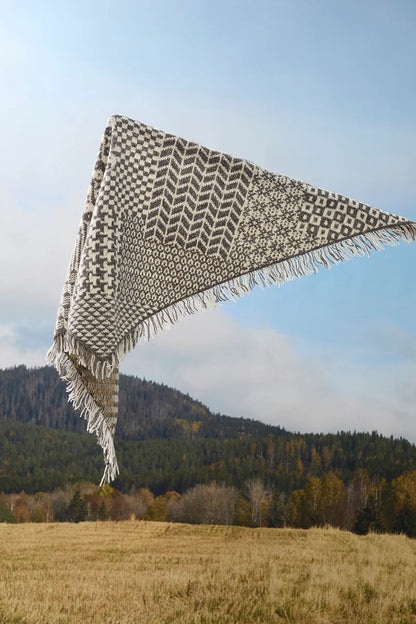 Nordic mix shawl Strikkekit - Laura Dalgaard