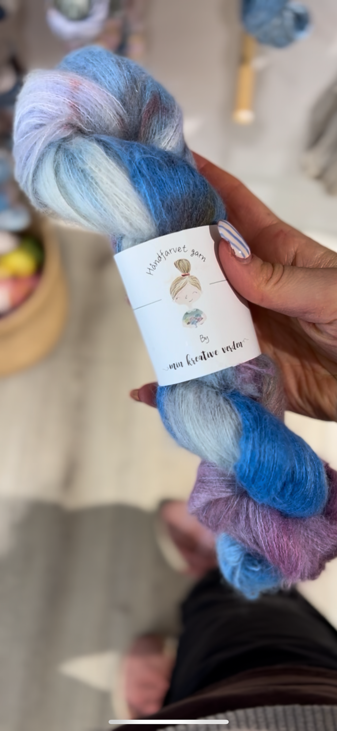 Min kreative verdens håndfarvede Cloud - Blå/ lavendel