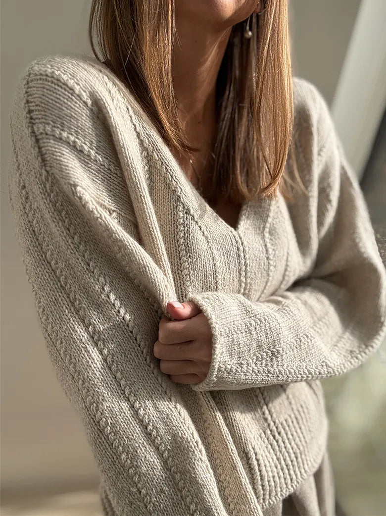 Flow loop V-neck sweater Strikkekit - Otherloops