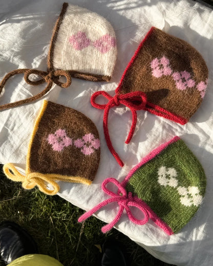 Fiori Sweater og Fiori Bonnet strikkekit - Karoline Maria Barfod