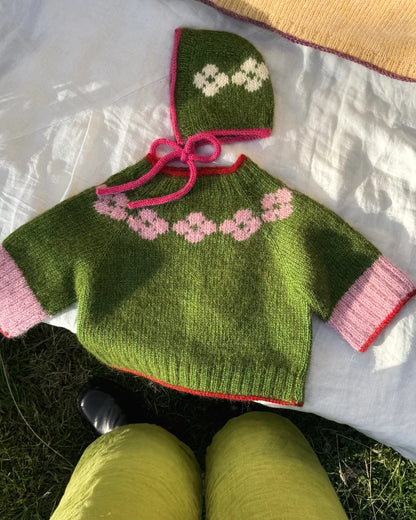 Fiori Sweater og Fiori Bonnet strikkekit - Karoline Maria Barfod