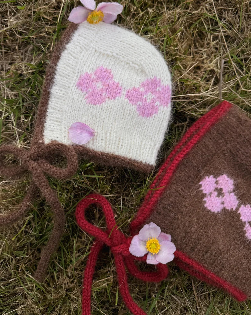 Fiori Bonnet strikkekit - Karoline Maria Barfod