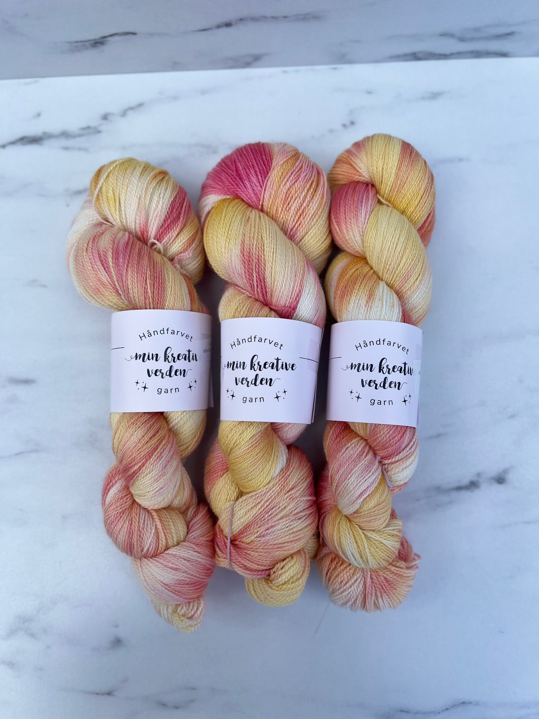 Håndfarvet Lush Lace | Lyserød/Gul