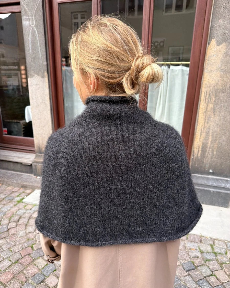 Ivy Cape, Strikkekit - Petiteknit