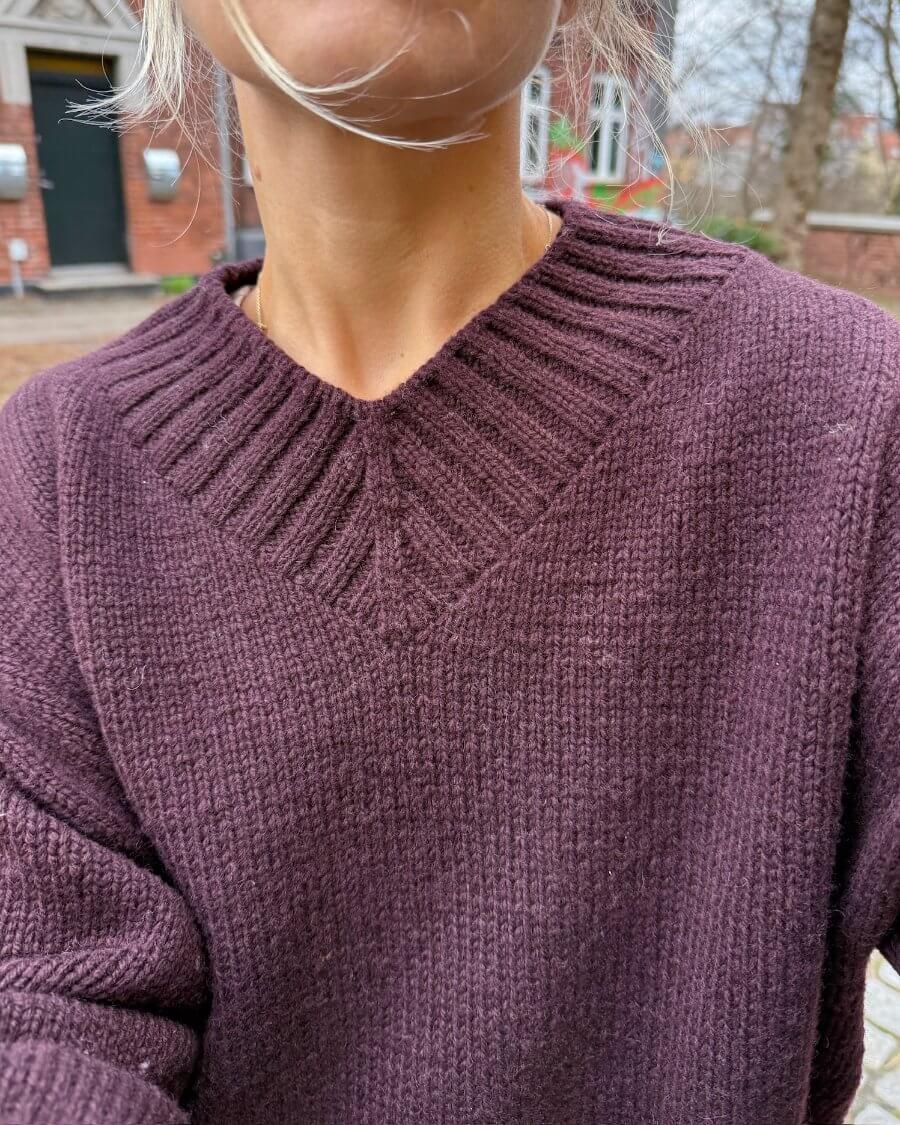 Hannah Sweater V-neck  strikkekit  - Petiteknit