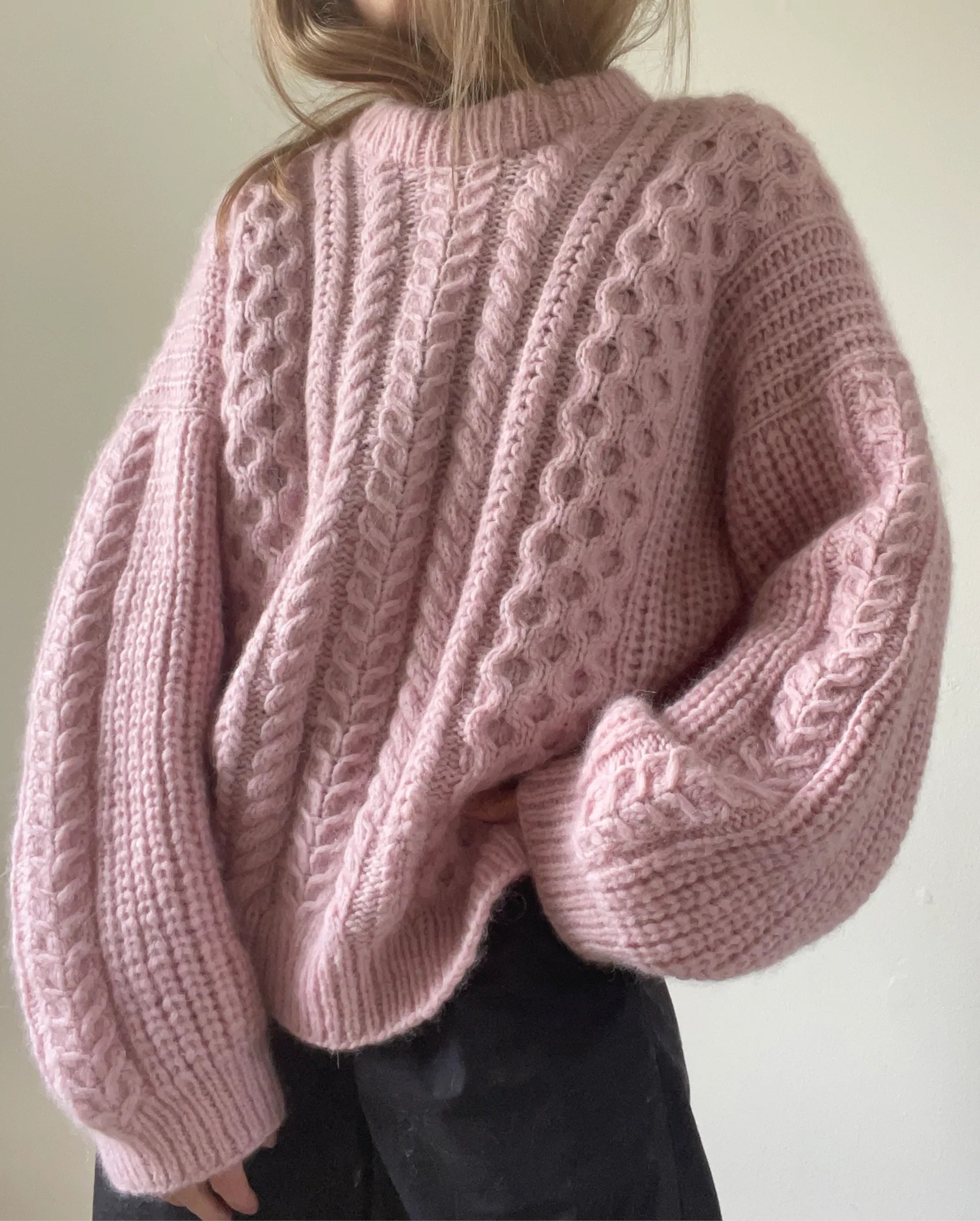 Aegyo sweater Strikkekit - AEGYOKNIT