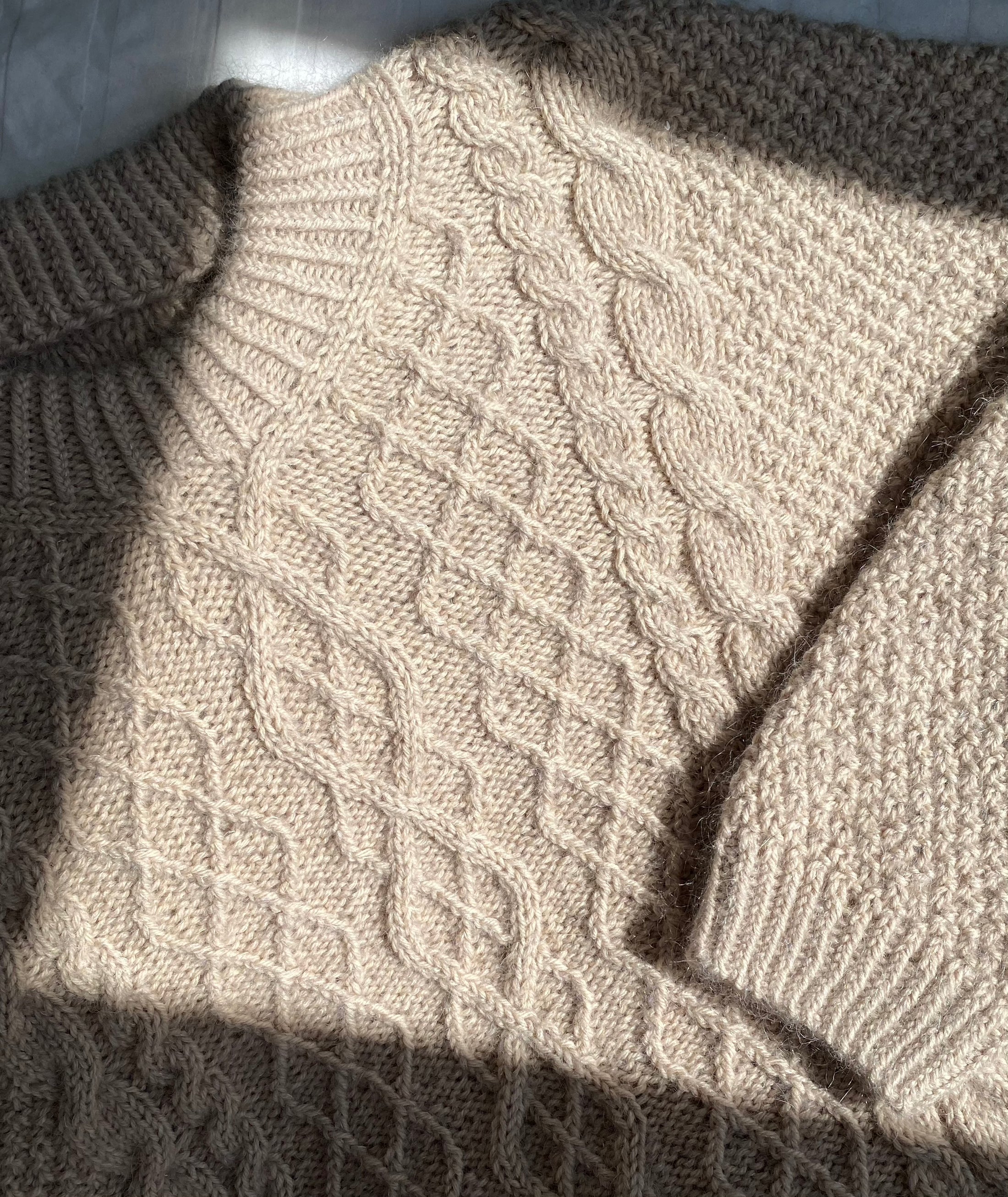 Swirl Sweater chunky Strikkekit - TwinKnits